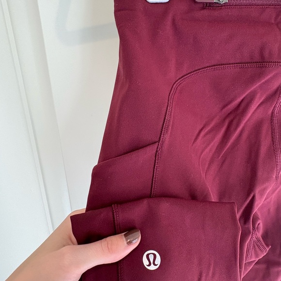 lululemon red / wine / maroon/ burgundy Leggings - Picture 1 of 4